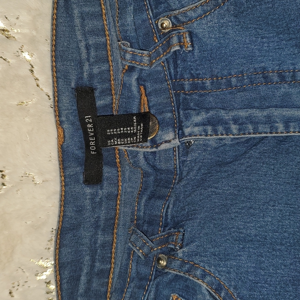 Jeans - Picture 2 of 2
